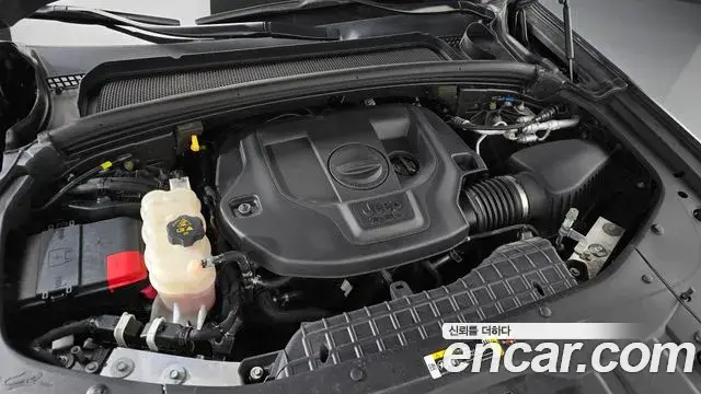 Jeep Grand Cherokee 2022 — Şəkil 31/36