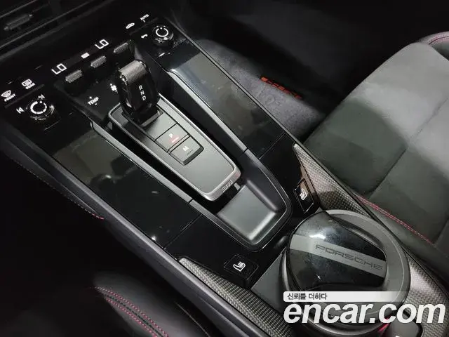 Porsche 911 2023 — Photo 4/20