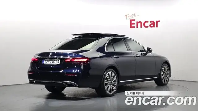Mercedes-Benz E-Class 2021 — Фото 2/20
