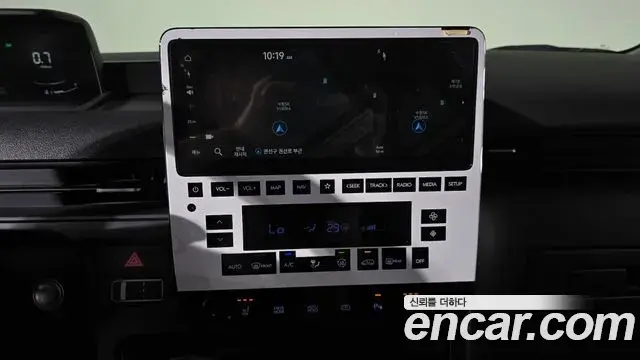 Hyundai Staria 2024 — Фото 12/20