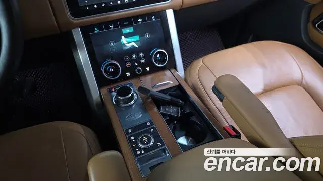 Land Rover Range Rover 2020 — Şəkil 27/39