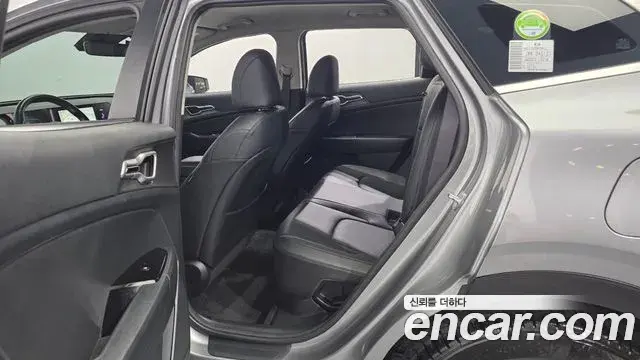 Kia Sportage 2022 — Photo 27/33
