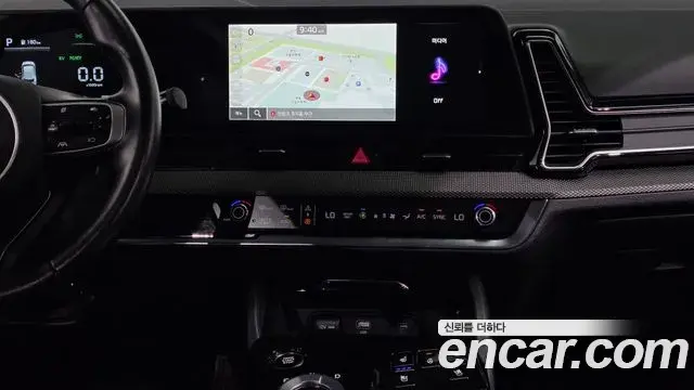 Kia Sportage 2022 — Photo 8/33