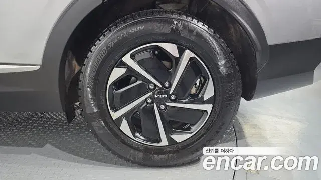 Kia Sportage 2022 — Photo 10/33