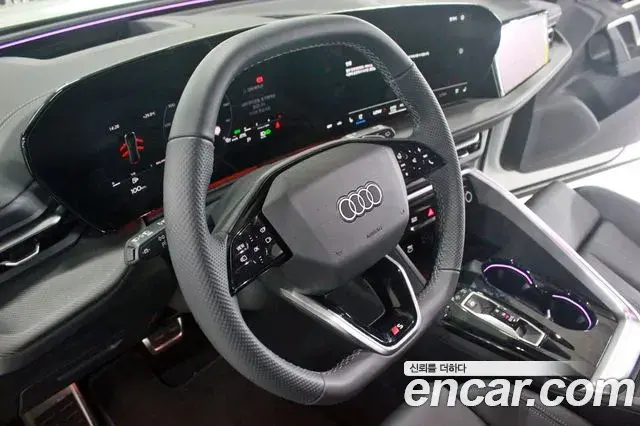 Audi Q5 2025 — ფოტო 3/20