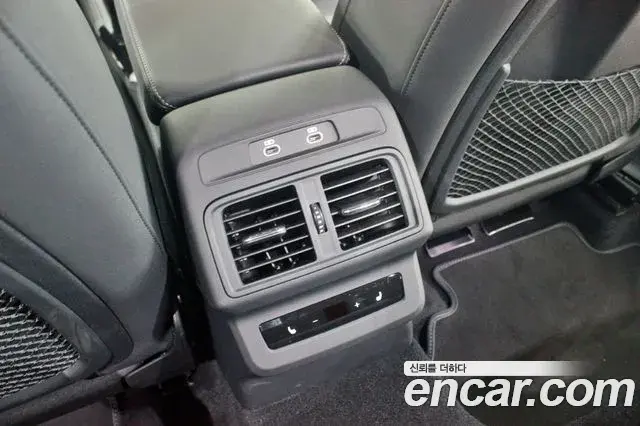 Audi Q5 2025 — ფოტო 15/20