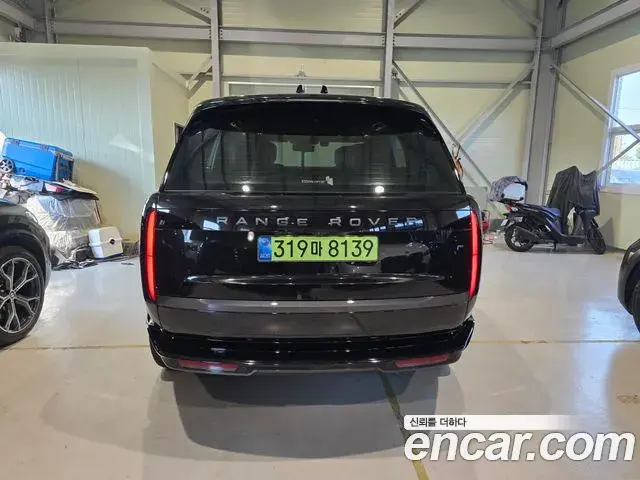 Land Rover Range Rover 2025 — Photo 14/20