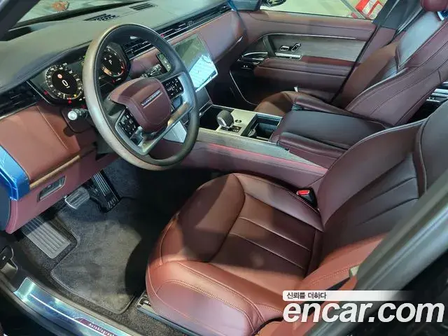 Land Rover Range Rover 2025 — Photo 2/20