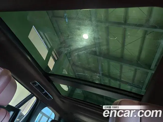 Land Rover Range Rover 2025 — Photo 8/20