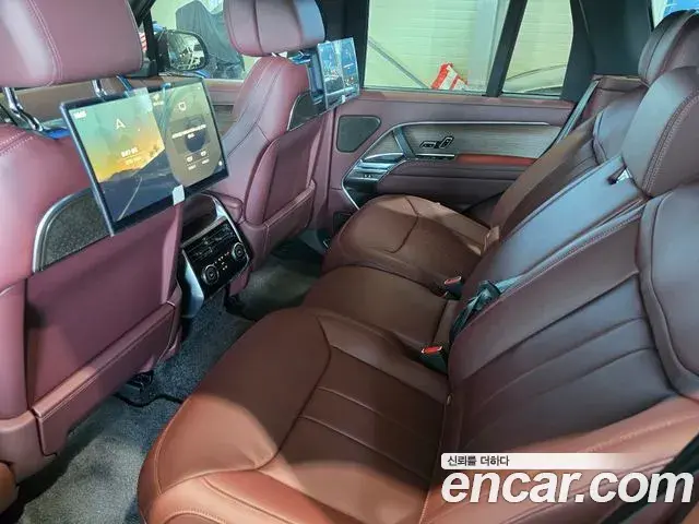 Land Rover Range Rover 2025 — Photo 12/20
