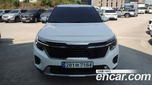 Kia Seltos 2022 — ფოტო 3/20
