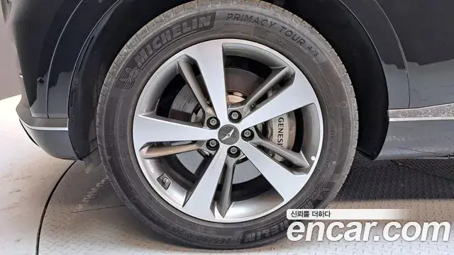 Genesis GV80 2022 — ფოტო 18/34
