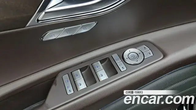 Genesis GV80 2022 — ფოტო 11/34