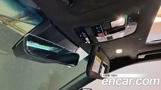 Hyundai Grandeur Hybrid 2023 — ფოტო 29/34