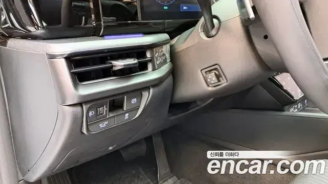 Hyundai Grandeur Hybrid 2023 — ფოტო 28/34