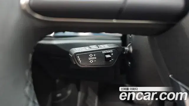 Audi Q3 2025 — ფოტო 27/32