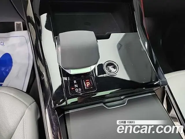 Land Rover Range Rover Sport 2025 — ფოტო 5/19