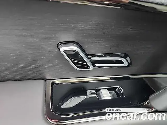 Land Rover Range Rover Sport 2025 — ფოტო 9/19