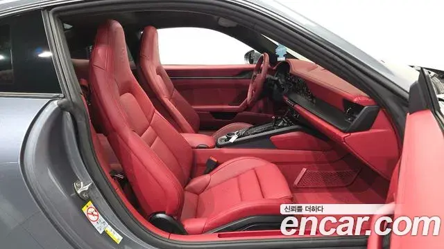 Porsche 911 2025 — Photo 32/32