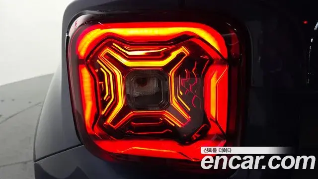 Jeep Renegade 2020 — Şəkil 11/32