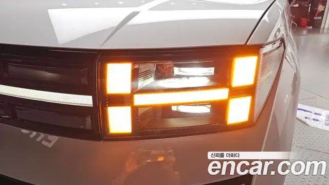 Hyundai Santa Fe 2024 — ფოტო 21/38