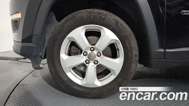 Jeep Compass 2018 — Photo 2/30