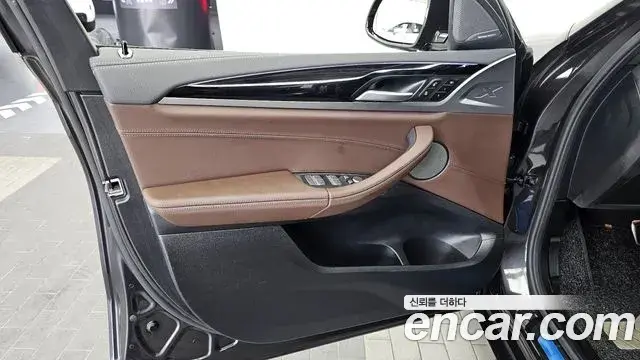 BMW X4 2024 — Şəkil 8/34