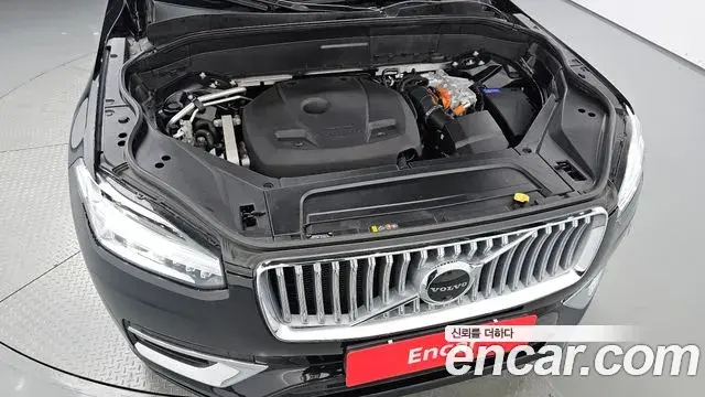 Volvo XC90 2022 — Photo 5/38