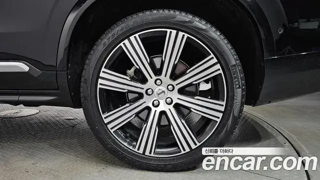 Volvo XC90 2022 — Photo 12/38