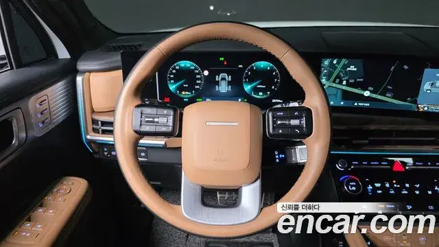 Hyundai Santa Fe 2023 — Photo 8/20