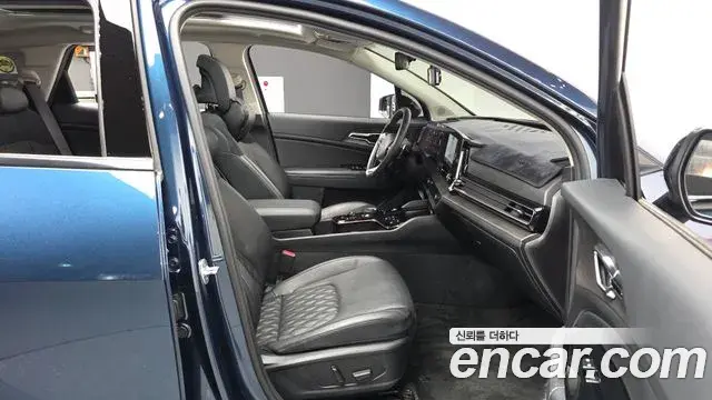 Kia Sportage 2021 — Фото 11/20