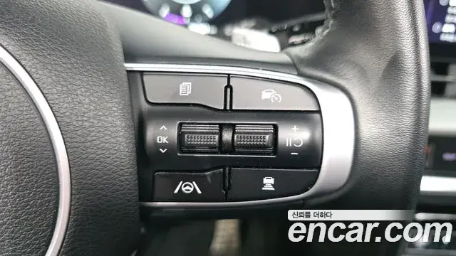 Kia Sportage 2021 — Фото 17/20