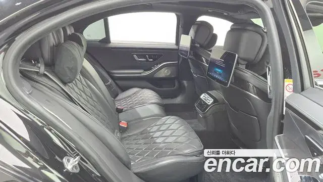 Mercedes-Benz S-Class 2022 — Photo 20/20