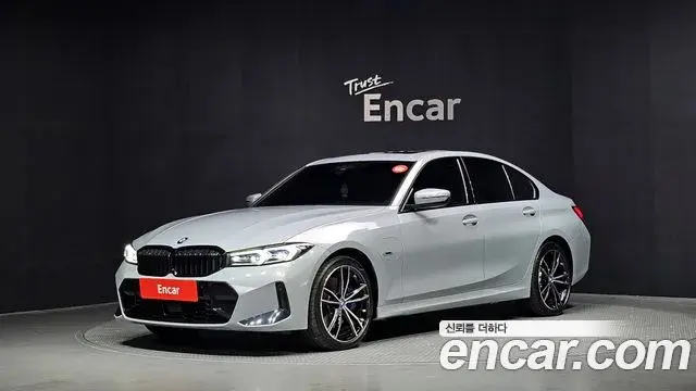 BMW 3 Series 2023 — Photo 2/20