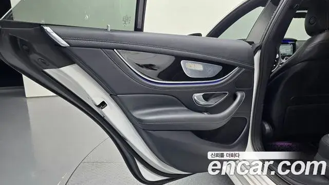 Mercedes-Benz AMG GT 2021 — ფოტო 27/32