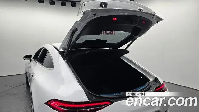 Mercedes-Benz AMG GT 2021 — ფოტო 3/32