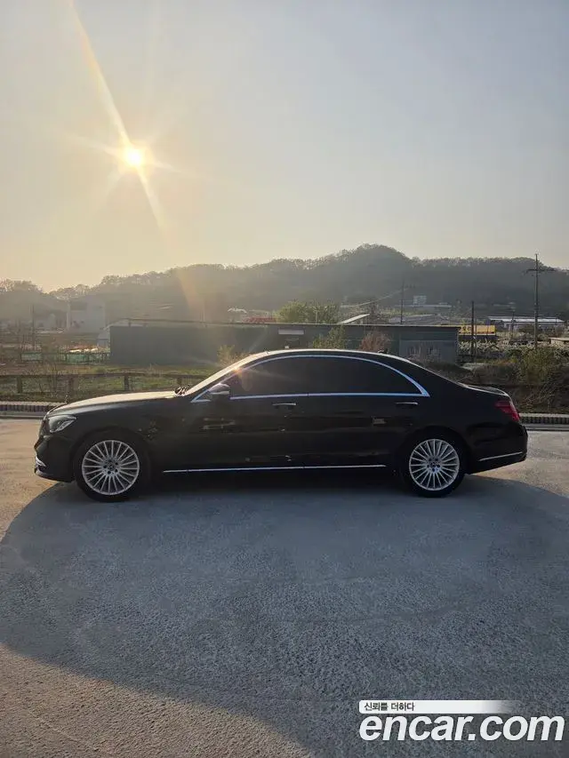 Mercedes-Benz S-Class 2020 — ფოტო 4/20