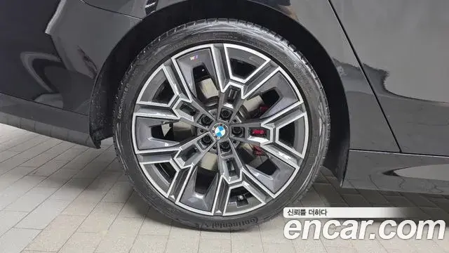 BMW 5 Series 2025 — Photo 30/30