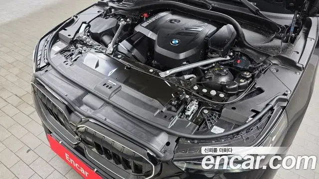 BMW 5 Series 2025 — Photo 4/30