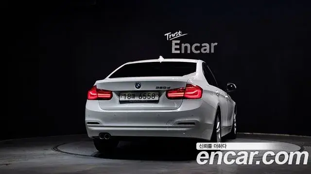BMW 3 Series 2018 — ფოტო 16/30