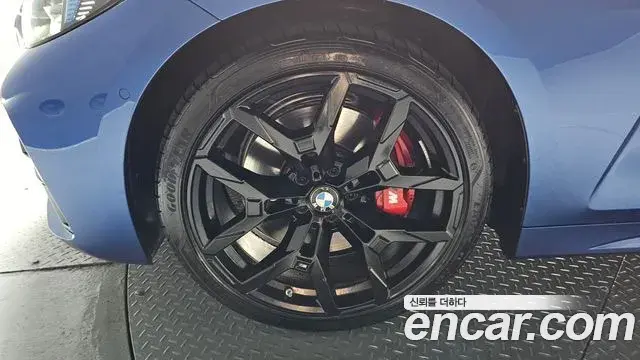BMW 4 Series 2025 — Photo 10/20