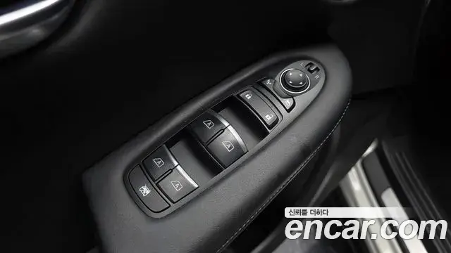 Infiniti QX50 2019 — ფოტო 29/30