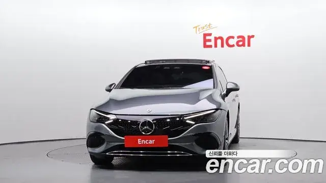 Mercedes-Benz EQE 2022 — ფოტო 12/24