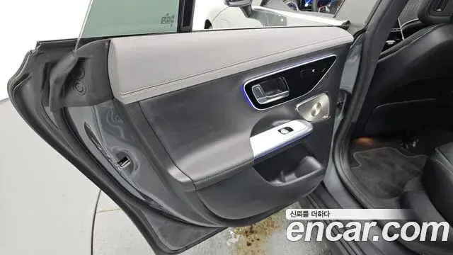 Mercedes-Benz EQE 2022 — ფოტო 1/24