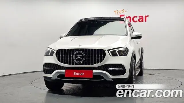 Mercedes-Benz GLE-Class 2023 — ფოტო 15/20