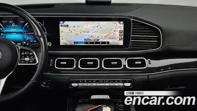 Mercedes-Benz GLE-Class 2023 — ფოტო 19/20