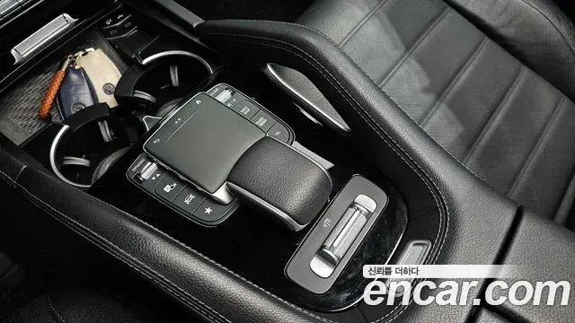 Mercedes-Benz GLE-Class 2023 — ფოტო 4/20
