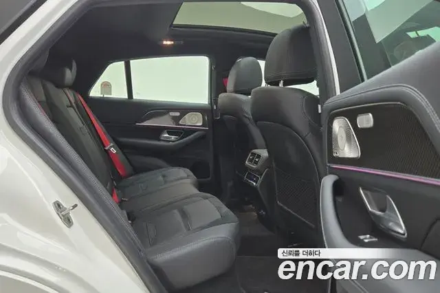 Mercedes-Benz GLE-Class 2025 — Şəkil 8/20