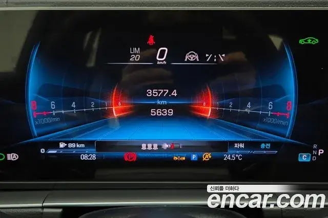 Mercedes-Benz GLE-Class 2025 — Şəkil 19/20