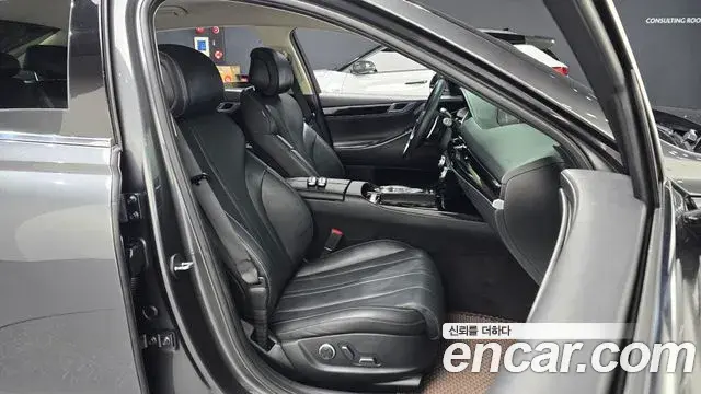 Genesis G80 2021 — Photo 22/32